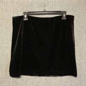 Express Black Velvet Mini Skirt Size L Pull On Elastic Waist Holiday